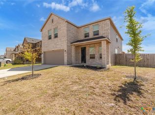 401 Briarfield Dr, Seguin, TX 78155