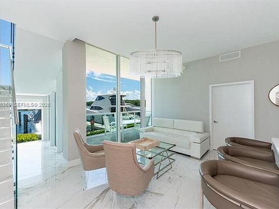 4th image of 400 Sunny Isles Blvd #Cu-104