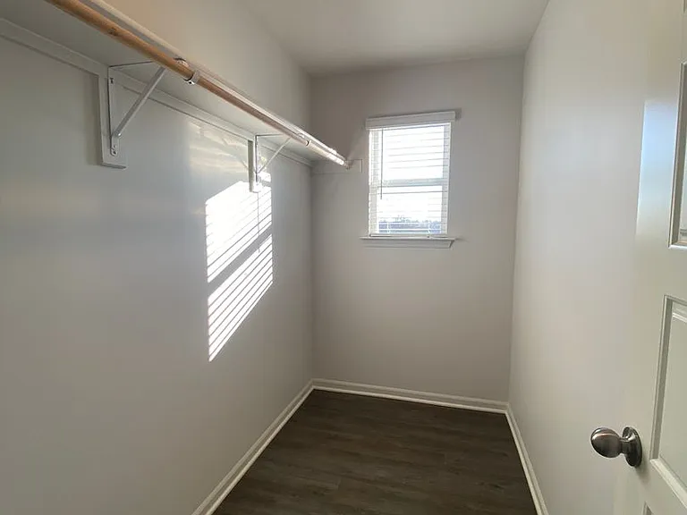 21302 W 215th Pl — Photo 14