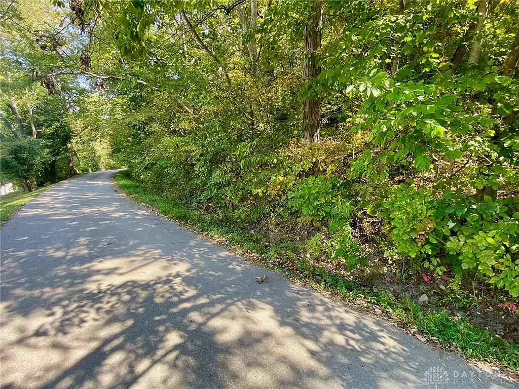 Eagle Creek Rd photo 1