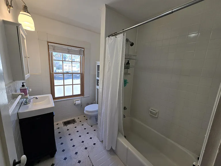119 Summer St #1 — Photo 7