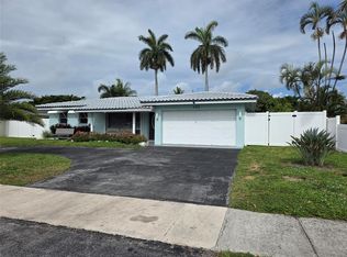 341 SE 6th Ave, Pompano Beach, FL 33060
