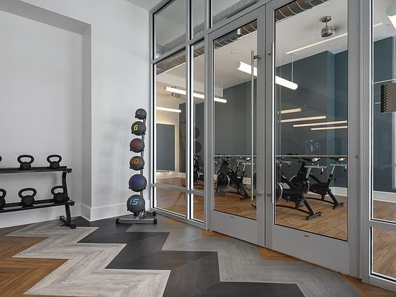 5th image of 1000 S Harrison St #369