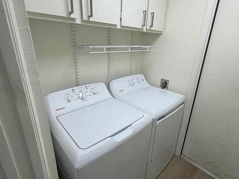 3722 S Grandview Ave — Photo 18