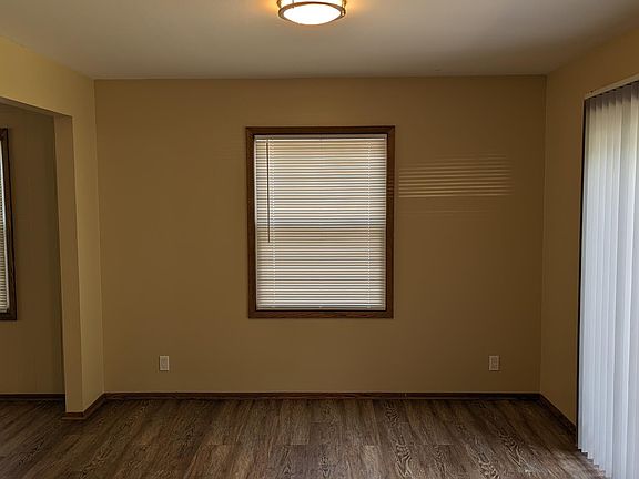 5th image of 11724 W Diane Dr