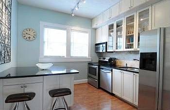 1st image of 907 Piedmont Ave NE APT 2