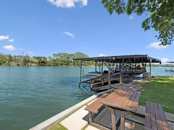1435 E Zipp Road, New Braunfels, TX 78130