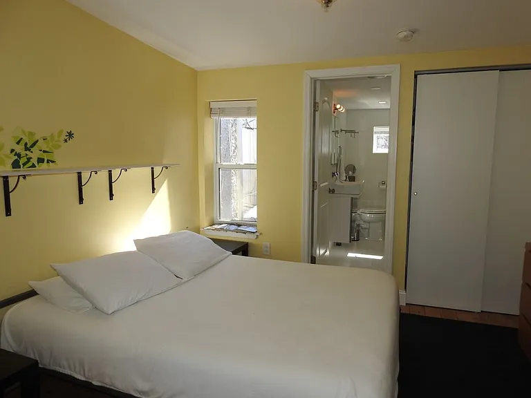 431 N Union St — Photo 23