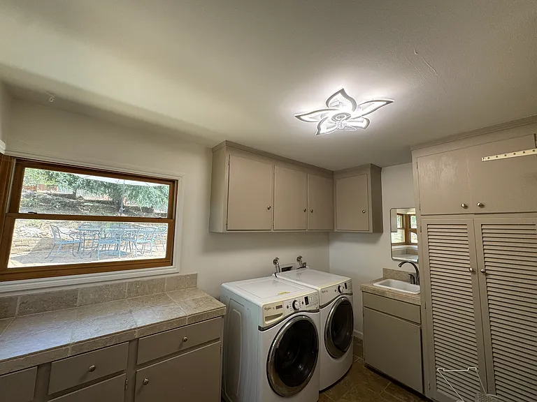 12336 Mines Rd — Photo 35