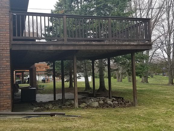 5th image of 37433 Pocahontas Dr