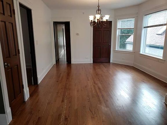 2nd image of 628 N Humphrey Ave