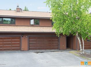 7820 Raymar Cir, Anchorage, AK 99518