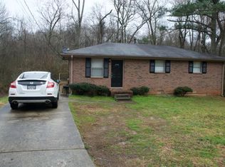 398 Roxbury Dr, Riverdale, GA 30274