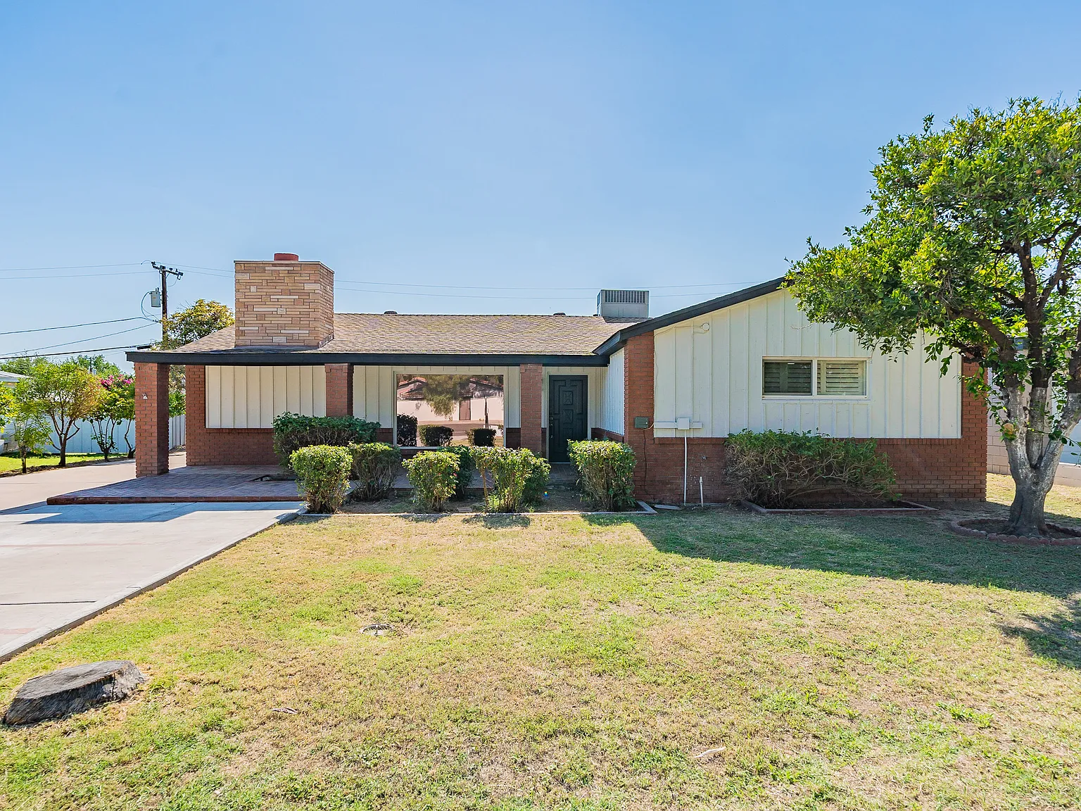 5 bed, 2602 sqft, $4,000 — Photo 3