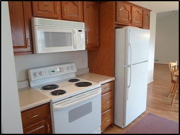 5th image of 516 Elleigh Way