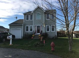 35 Wyndham Ct, Fall River, MA 02721