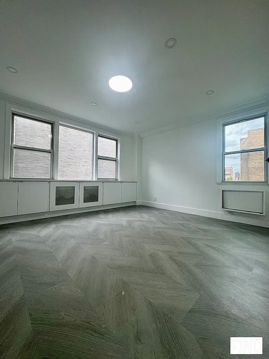 50 Bayard St — Photo 1