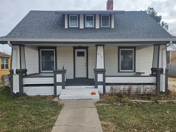 410 S Ford Ave, Bucklin, KS 67834