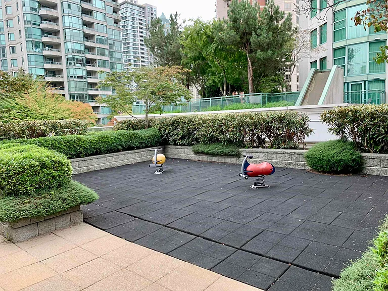 821 Cambie St #701 — Photo 32