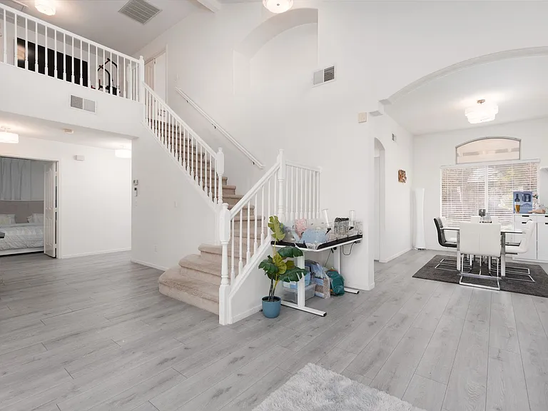 2165 Crestline Falls Pl — Photo 8