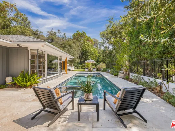 11349 Canton Dr, Studio City, CA 91604