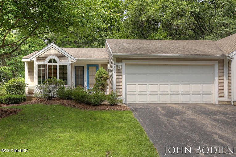 1st image of 4315 Valley Hollow Dr NE