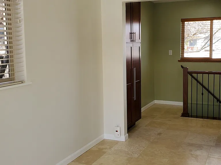 2415 Olive St — Photo 17