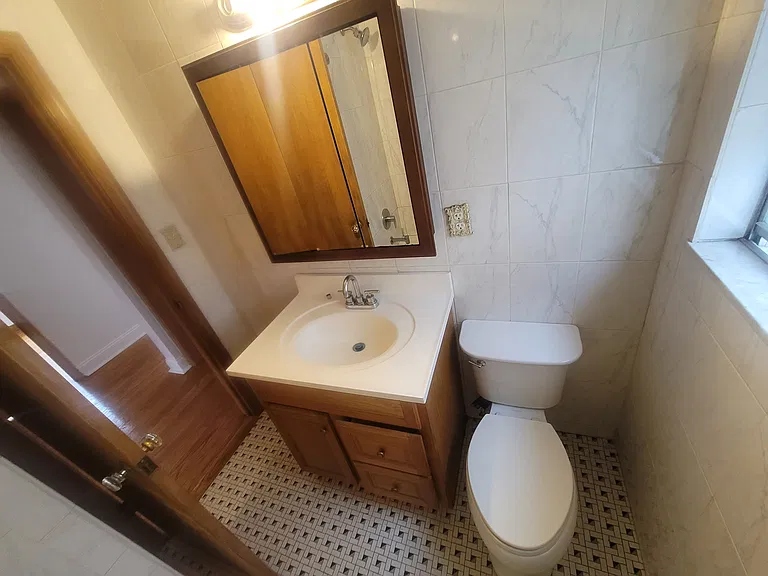 5113 N Mango Ave #2 — Photo 3