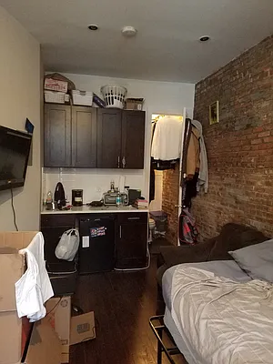 Rented by Space Link Realty | media 26