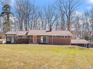 456 E Maitland Ln, New Castle, PA 16105