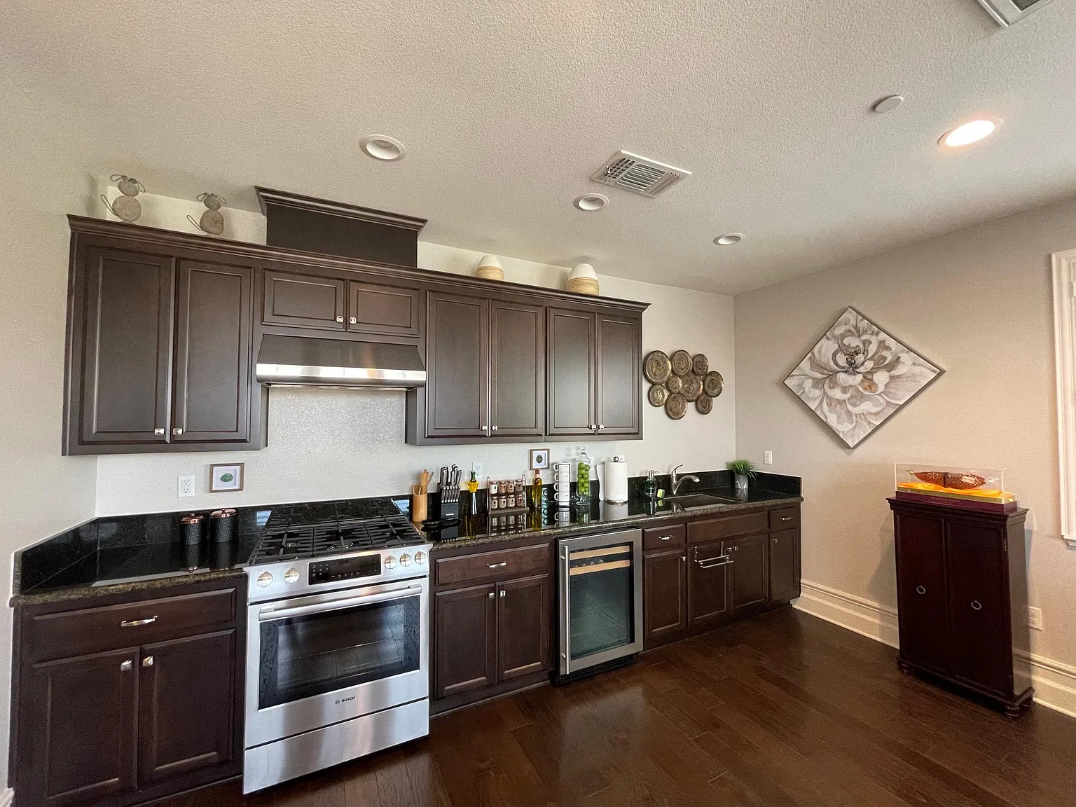 Silver Oaks Ln, Pleasanton — Photo 4