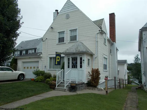 1014 & 1014-1/2 Gaston Ave, Fairmont, WV 26554