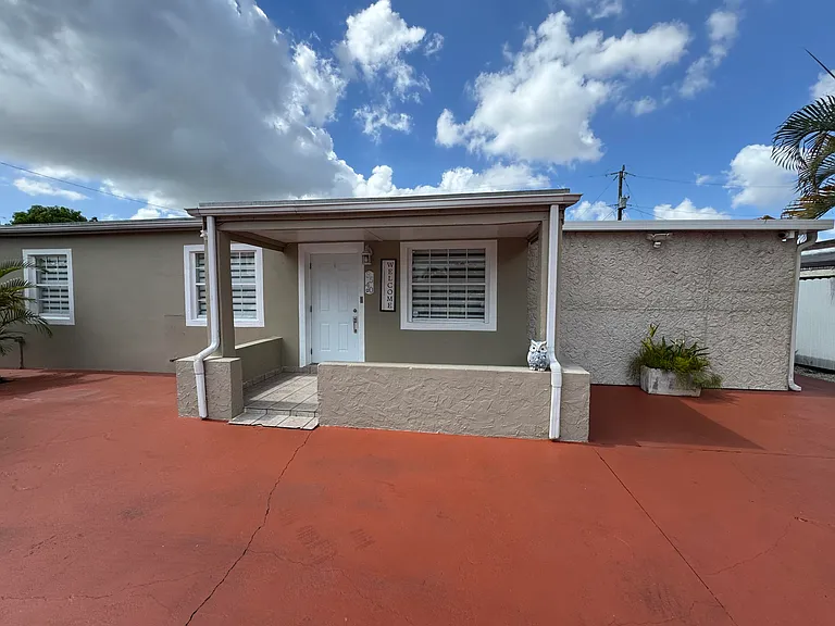 3540 NW 95th Ter — Photo 6