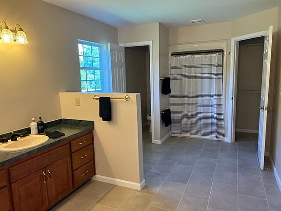 5th image of 6431 Bayshore Dr