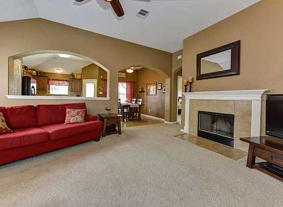 5th image of 18640 Dry Pond Dr