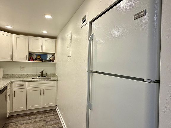 2nd image of 3000 Rio Mar St #410