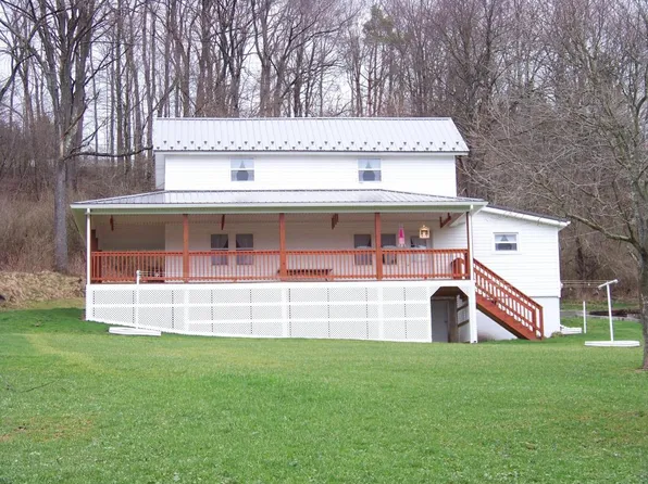 1765 Desire Rd, Reynoldsville, PA 15851