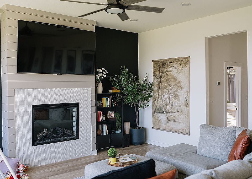 1st image of 9925 Bridlewood Ln