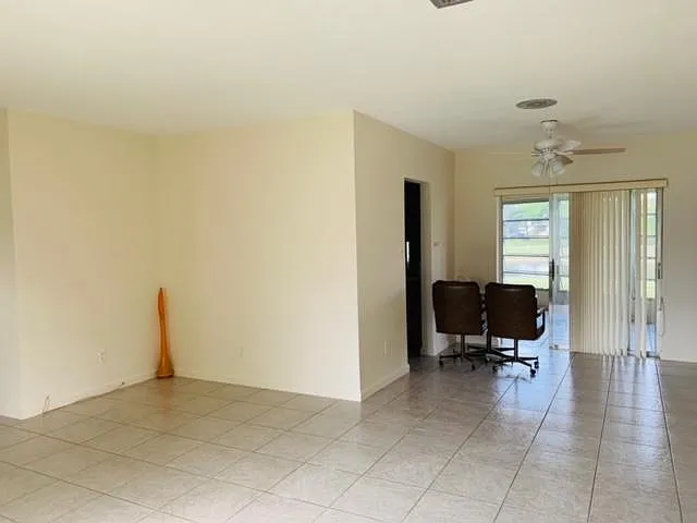7402 NW 94th Ave — Photo 8