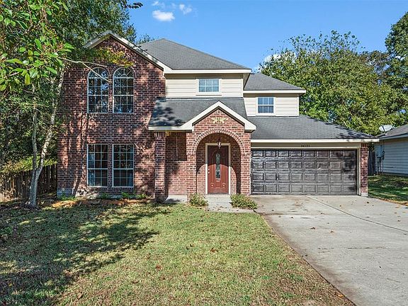 Welcome to 14121 Broken Arrow Dr!