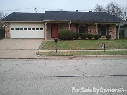 1st image of 809 Forest Glen Dr