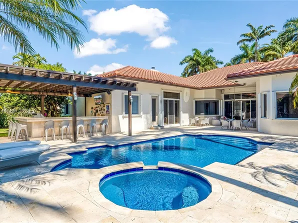 2523 Monterey Ct, Weston, FL 33327