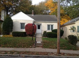 2026 Forest Rd, Davenport, IA 52803