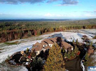 243 Red Deer Dr, Port Angeles, WA 98362