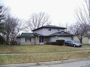 604 Fairview Ln, Schaumburg, IL 60193