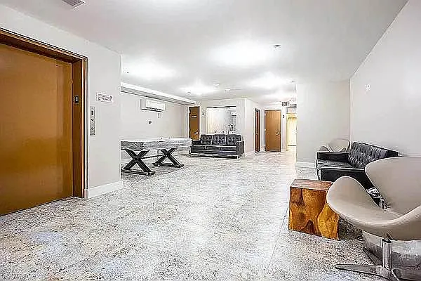 Rented by EXR | media 34