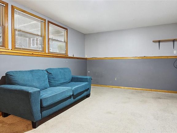 4th image of 14244 W 121st Ter