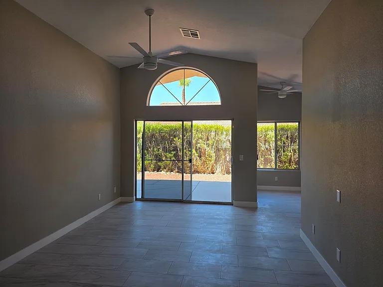 1193 Pawnee Dr — Photo 4
