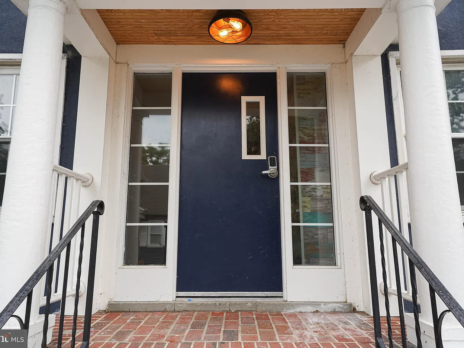 1 bed, 640 sqft, $1,095 — Photo 2