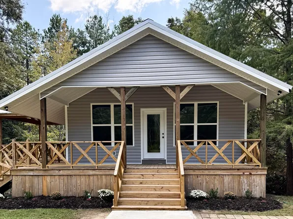 28 Waters Edge, Hattiesburg, MS 39401